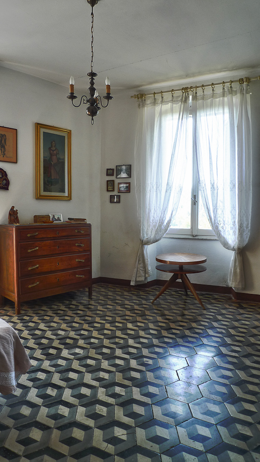 1st bedroom